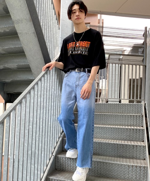 Figments（フィグメンツ）の「グラデーションフリンジデニムパンツ（デニムパンツ・レディース・ライトインディゴブルー・SMALL/MEDIUM/LARGE）」の12枚目の写真