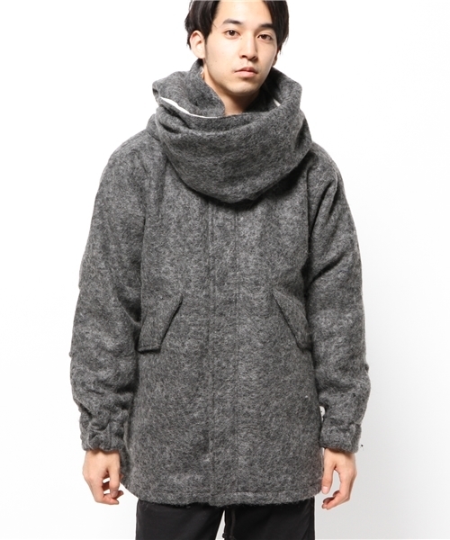 Lui's(ルイス)の「Lui's ドロップショルダーウールモッズコート(その他アウター・メンズ・ブラック/チャコールグレー・FREE)」の2枚目の写真