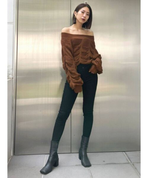 EMODA（エモダ）の「ワイドドレープニット（ニット/セーター・レディース・ブラック/ブルー/アイボリー/キャメル・FREE）」の8枚目の写真