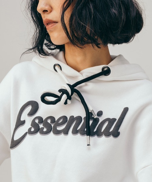 ESSENTIAL(エッセンシャル)の「裏毛ショート丈パーカー(パーカー・レディース・オフホワイト/ブラック・FREE)」の10枚目の写真