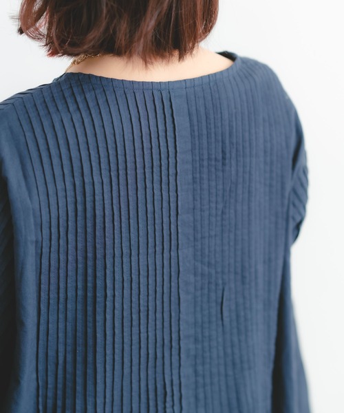 Wordtrobe（ワードトローブ）の「【wordtrobe】ピンタックロングガウンワンピース（ワンピース・レディース・カーキ/オフホワイト/ネイビー/ライトピンク・FREE）」の11枚目の写真