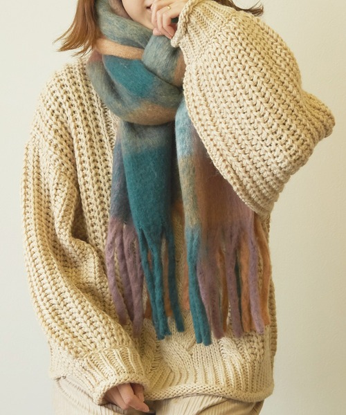 Mayree（メイリー）の「【Mayree】ボリュームフリンジチェック柄マフラー（マフラー・レディース・パープル/イエロー/グリーン・FREE）」の17枚目の写真