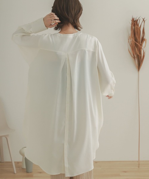 SENSE OF PLACE by URBAN RESEARCH（センスオブプレイスバイアーバンリサーチ）の「クルーネックチュニックブラウス（シャツ/ブラウス・レディース・オフホワイト/ライトベージュ・ONE）」の11枚目の写真