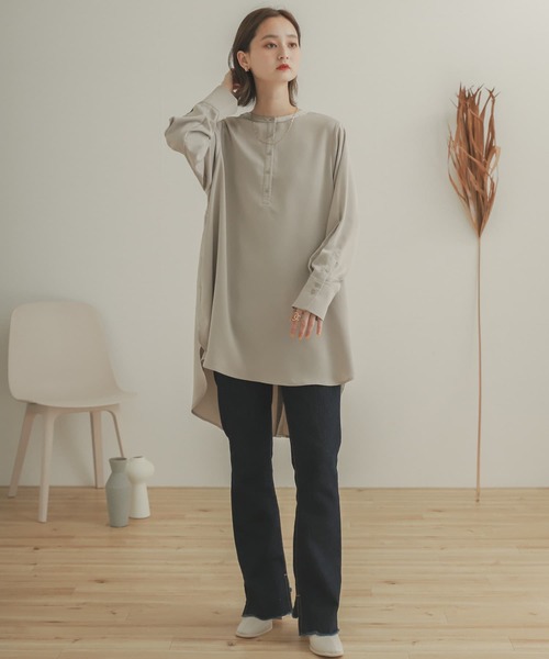 SENSE OF PLACE by URBAN RESEARCH（センスオブプレイスバイアーバンリサーチ）の「クルーネックチュニックブラウス（シャツ/ブラウス・レディース・オフホワイト/ライトベージュ・ONE）」の9枚目の写真