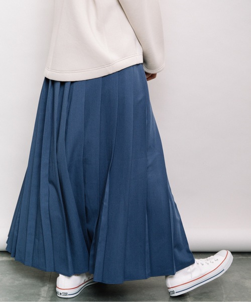 refinedworks(リファインドワークス)の「manywayロングプリーツスカート(スカート・レディース・チャコールグレー/ベージュ/ブルー・FREE)」の1枚目の写真
