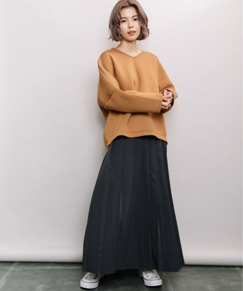 refinedworks(リファインドワークス)の「manywayロングプリーツスカート(スカート・レディース・チャコールグレー/ベージュ/ブルー・FREE)」の16枚目の写真