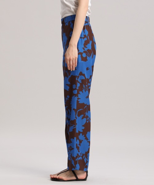 Maison de Beige（メゾンドベージュ）の「《Masion de Beige》大花柄セミワイドパンツ《Viscotecs》（その他パンツ・レディース・ブラウン・9号）」の5枚目の写真