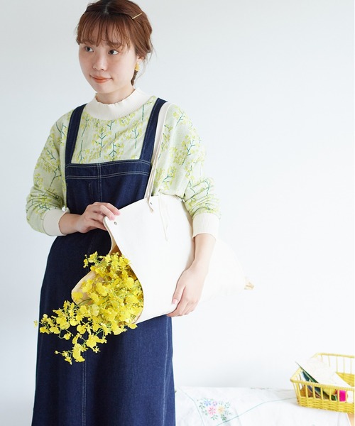 chambre de charme（シャンブルドゥシャーム）の「cdc 菜の花畑ジャカード　プルオーバー（Tシャツ/カットソー・レディース・オフホワイト/ブルー・FREE）」の15枚目の写真