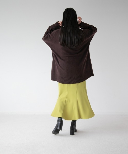 yuw（ユウ）の「SLIT FLARE SKIRT　238250（スカート・レディース・ブラック/イエロー・MEDIUM/LARGE）」の9枚目の写真