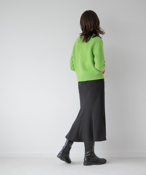 yuw（ユウ）の「SLIT FLARE SKIRT　238250（スカート・レディース・ブラック/イエロー・MEDIUM/LARGE）」の6枚目の写真