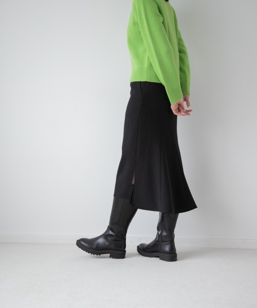 yuw（ユウ）の「SLIT FLARE SKIRT　238250（スカート・レディース・ブラック/イエロー・MEDIUM/LARGE）」の7枚目の写真