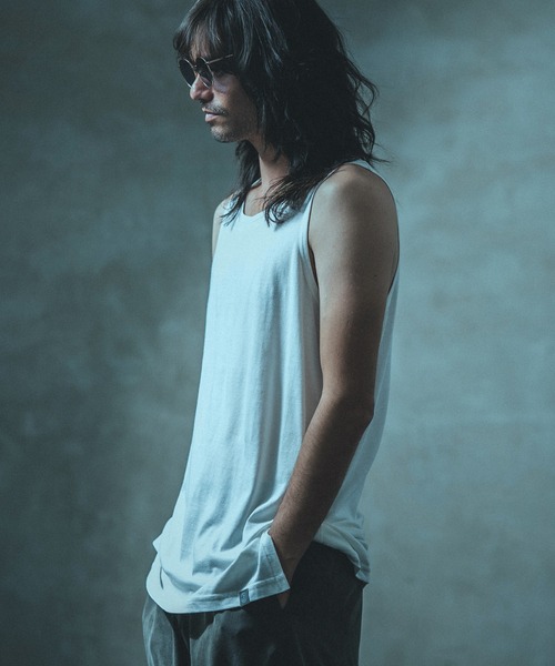 ANGENEHM(アンゲネーム)の「mta469- Long Length Tank top (MADE IN JAPAN) タンクトップ(タンクトップ・メンズ・ホワイト/ブラック/ブルー/グリーン・M/L)」の2枚目の写真