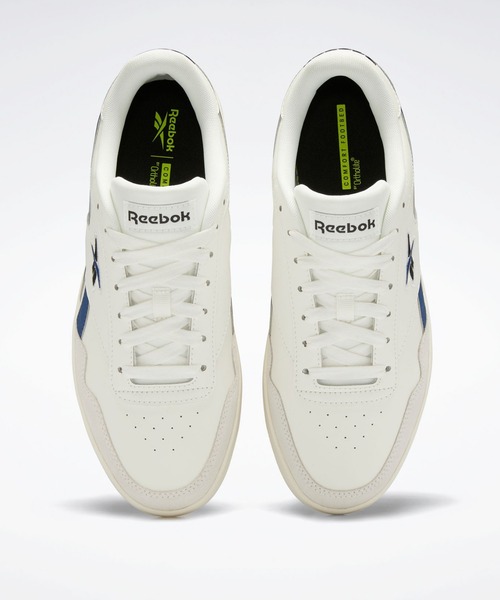 Reebok（リーボック）の「ロイヤル テック T / ROYAL TECHQUE T（スニーカー・メンズ・ホワイト×ブルー/ブラック・22.5cm/23.5cm/24.5cm/25.5cm/26.5cm/27.5cm/28.5cm/23.0cm/24.0cm/25.0cm/26.0cm/27.0cm/28.0cm/29.0cm/30.0cm/29.5cm/31cm）」の3枚目の写真