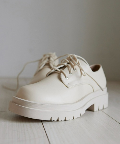 Fabby fabby(ファビィーファビィー)の「タンクソールトラックソールレースアップシューズ(ドレスシューズ・レディース・ブラック/オフホワイト・MEDIUM/SMALL/LARGE)」の13枚目の写真