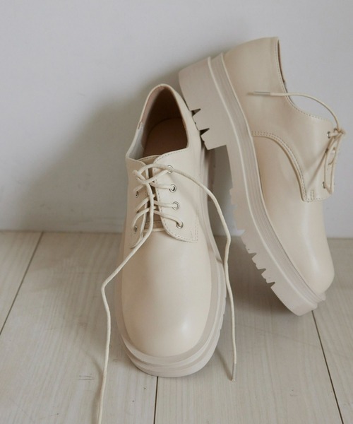 Fabby fabby(ファビィーファビィー)の「タンクソールトラックソールレースアップシューズ(ドレスシューズ・レディース・ブラック/オフホワイト・MEDIUM/SMALL/LARGE)」の17枚目の写真