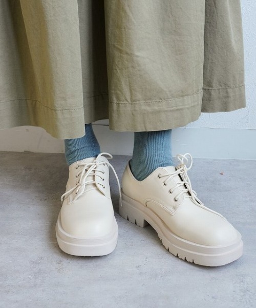 Fabby fabby(ファビィーファビィー)の「タンクソールトラックソールレースアップシューズ(ドレスシューズ・レディース・ブラック/オフホワイト・MEDIUM/SMALL/LARGE)」の18枚目の写真