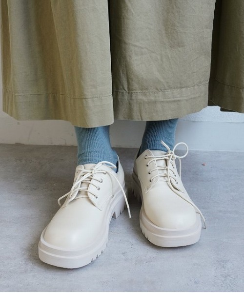 Fabby fabby(ファビィーファビィー)の「タンクソールトラックソールレースアップシューズ(ドレスシューズ・レディース・ブラック/オフホワイト・MEDIUM/SMALL/LARGE)」の19枚目の写真