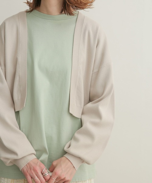URBAN RESEARCH DOORS(アーバンリサーチドアーズ)の「ボリュームスリーブボレロカーディガン(カーディガン/ボレロ・レディース・ベージュ/グリーン・1)」の4枚目の写真