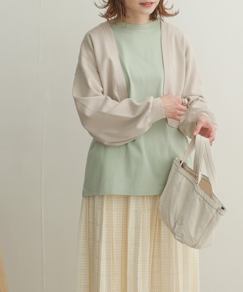 URBAN RESEARCH DOORS(アーバンリサーチドアーズ)の「ボリュームスリーブボレロカーディガン(カーディガン/ボレロ・レディース・ベージュ/グリーン・1)」の16枚目の写真