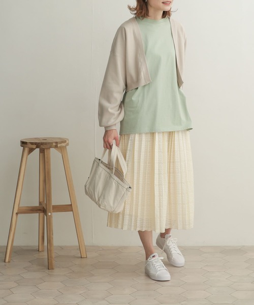 URBAN RESEARCH DOORS(アーバンリサーチドアーズ)の「ボリュームスリーブボレロカーディガン(カーディガン/ボレロ・レディース・ベージュ/グリーン・1)」の22枚目の写真