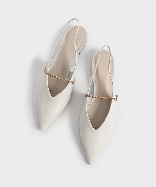 CHARLES & KEITH(チャールズ & キース)の「チェーンリンクスリングバック バレリーナフラット / Chain-Link Slingback Ballerina Flats(バレエシューズ・レディース・ブラック/オフホワイト・23cm/23.5cm/24.5cm/25cm/25.5cm/22.5cm)」の9枚目の写真