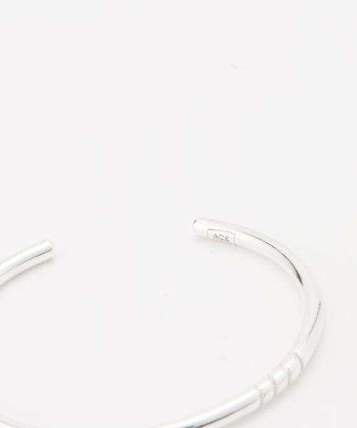 BEAMS（ビームス）の「ACE by morizane / 4スパイラル バングル（バングル/リストバンド・メンズ・シルバー・MEDIUM）」の13枚目の写真
