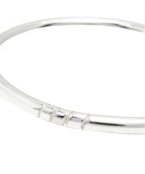 BEAMS（ビームス）の「ACE by morizane / 4スパイラル バングル（バングル/リストバンド・メンズ・シルバー・MEDIUM）」の6枚目の写真