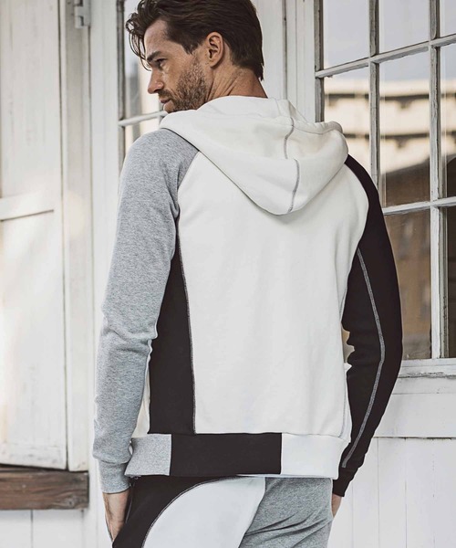 1PIU1UGUALE3 RELAX (ウノピゥウノウグァーレトレ リラックス)の「1PIU1UGUALE3 RELAX(ウノピゥウノウグァーレトレ)ヘビースウェットクレイジーパーカー(パーカー・メンズ・マルチ・S/M/L/XL/XXL)」の4枚目の写真