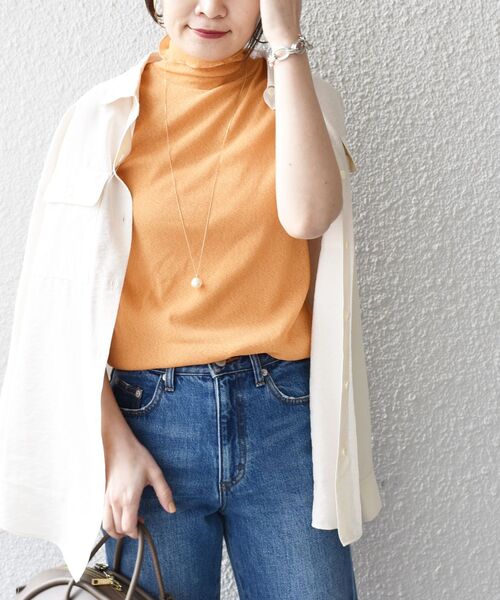 SHIPS(シップス)の「ドライタッチリブハイネックノースリーブ◆(Tシャツ/カットソー・レディース・ブラック/ブラウン/オフホワイト/オレンジ・ONE SIZE)」の2枚目の写真
