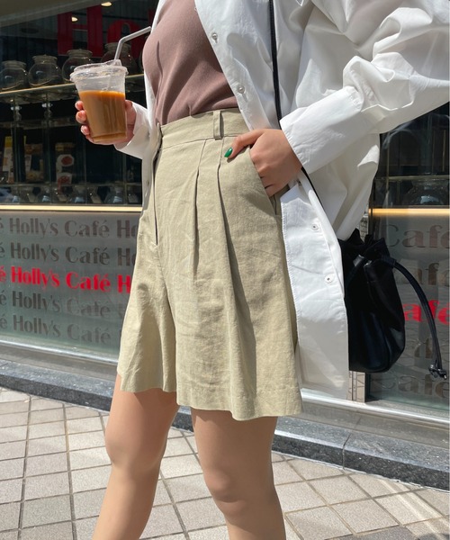 StyleSea（スタイルシー）の「コットンリネンツータックハーフパンツ（その他パンツ・レディース・ホワイト/オリーブ・MEDIUM）」の4枚目の写真