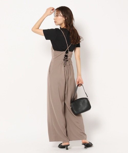 mysty woman(ミスティウーマン)の「バックレースアップサロペ 273788(サロペット/オーバーオール・レディース・ブラック/モカ・FREE)」の8枚目の写真
