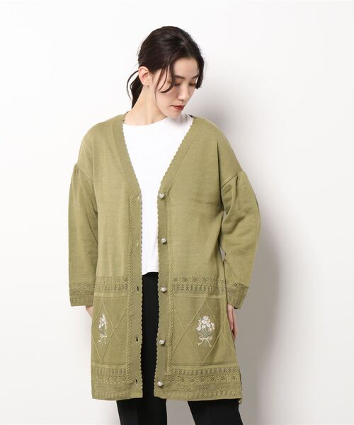 axes femme（アクシーズファム）の「ブーケ刺繍ロングニット