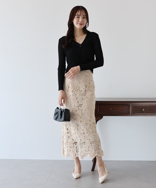 フラワーレースタイトスカート（スカート）｜BLUEEAST（ブルー