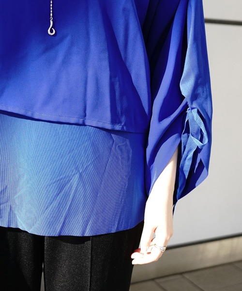 AULA AILA(アウラアイラ)の「AULA AILA(アウラ アイラ)別注バックデザインブラウス(シャツ/ブラウス・レディース・グレー/ブルー・FREE)」の22枚目の写真