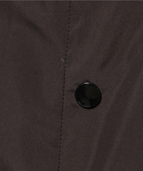 Champion(チャンピオン)の「◇CHAMPION / チャンピオン : コーチジャケット(ナイロンジャケット・メンズ・ブラック/ネイビー/グリーン・LARGE/MEDIUM/X-LARGE)」の13枚目の写真