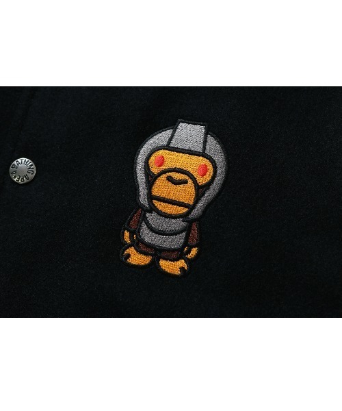 A BATHING APE(アベイシングエイプ)の「BAPE X KID CUDI VARSITY JACKET M(スタジャン・メンズ・ブラック・SMALL)」の4枚目の写真