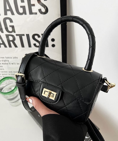 Pochi Pouch(ポチポーチ)の「Pochi Pouch/2way フェイクレザー キルティング ショルダーバッグ(ショルダーバッグ・レディース・ホワイト/ブラック/グリーン/ブルーパープル・FREE)」の15枚目の写真