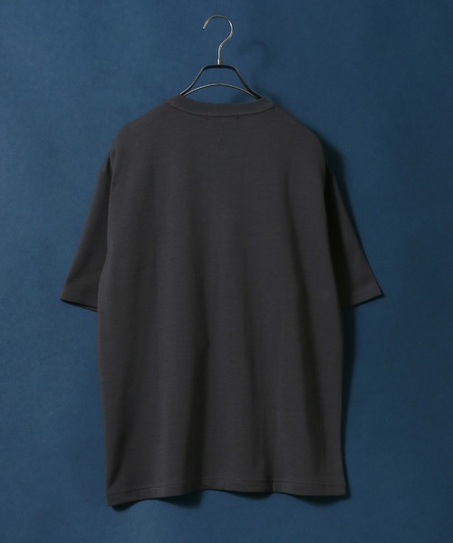 ANPAS(アンパス)の「Cardboard Knit Color Switching Design T-shirt/ダンボールニット 切り替え Tシャツ(Tシャツ/カットソー・メンズ・ホワイト系その他2/ベージュ系その他/ブラック系その他2/ブルー系その他/ホワイト系その他/ブラック系その他・L/LL/M)」の10枚目の写真