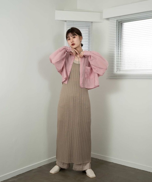 Amiur（エミレ）の「sheer cropped shirt（シャツ/ブラウス・レディース・グレイッシュベージュ/ホワイト/ブラック/ピンク・FREE）」の9枚目の写真