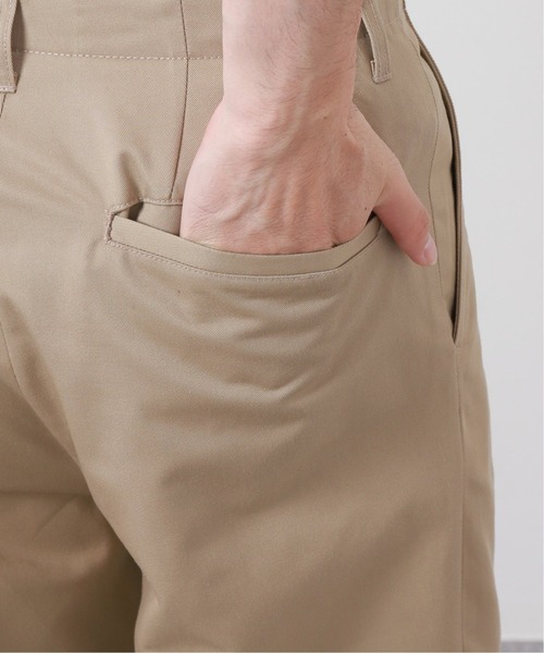 JOURNAL STANDARD（ジャーナルスタンダード）の「TC 1タック アンクルパンツ（チノパンツ・メンズ・ベージュ/オレンジ/グリーン/アイボリー/ブラック系その他・SMALL/MEDIUM/LARGE）」の8枚目の写真