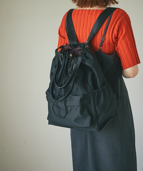 un dix cors(アンディコール)の「デイリー使い出来る リュックトートバッグ(バックパック/リュック・レディース・ブラック/ベージュ・FREE)」の2枚目の写真