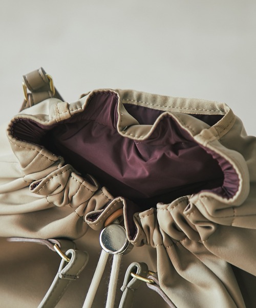 un dix cors(アンディコール)の「デイリー使い出来る リュックトートバッグ(バックパック/リュック・レディース・ブラック/ベージュ・FREE)」の21枚目の写真