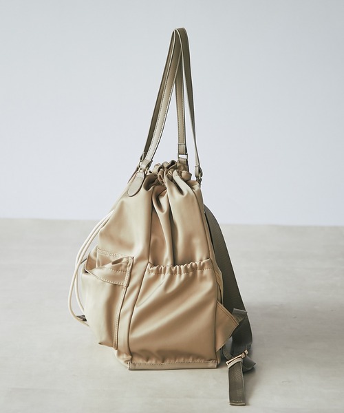 un dix cors(アンディコール)の「デイリー使い出来る リュックトートバッグ(バックパック/リュック・レディース・ブラック/ベージュ・FREE)」の17枚目の写真