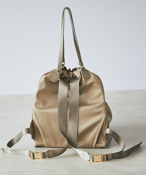 un dix cors(アンディコール)の「デイリー使い出来る リュックトートバッグ(バックパック/リュック・レディース・ブラック/ベージュ・FREE)」の18枚目の写真