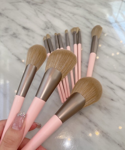 LAC-VERT(ラック・ヴェール)の「【羊毛】ポーチ付きプロ仕様メイクブラシセット11本(メイクブラシ・レディース・ピンク・FREE)」の9枚目の写真