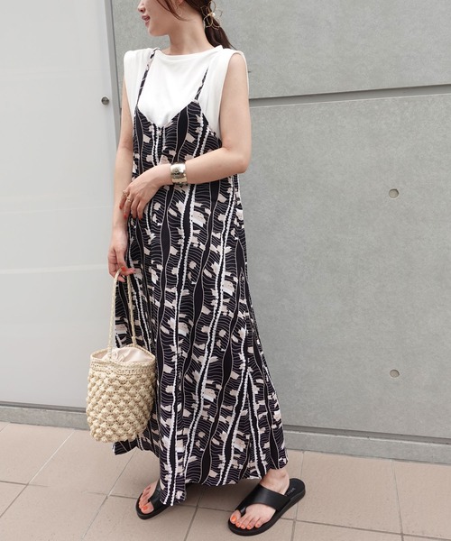 CORNERS（コーナーズ）の「マルチパターンバックリボンキャミワンピース（ワンピース・レディース・アイボリー/オレンジ/ブラック/ネイビー/ライトベージュ/ブルー・M）」の16枚目の写真