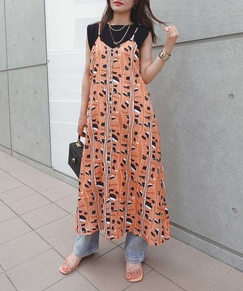 CORNERS（コーナーズ）の「マルチパターンバックリボンキャミワンピース（ワンピース・レディース・アイボリー/オレンジ/ブラック/ネイビー/ライトベージュ/ブルー・M）」の17枚目の写真