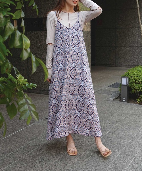 CORNERS（コーナーズ）の「マルチパターンバックリボンキャミワンピース（ワンピース・レディース・アイボリー/オレンジ/ブラック/ネイビー/ライトベージュ/ブルー・M）」の22枚目の写真