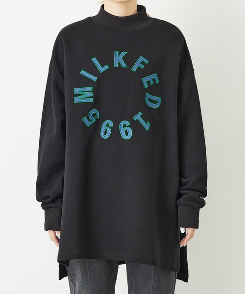 MILKFED.(ミルクフェド)の「HIGH NECK SWEAT TOP(スウェット・レディース・ホワイト/ブラック/パープル・ONE SIZE)」の9枚目の写真