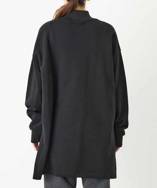 MILKFED.(ミルクフェド)の「HIGH NECK SWEAT TOP(スウェット・レディース・ホワイト/ブラック/パープル・ONE SIZE)」の11枚目の写真